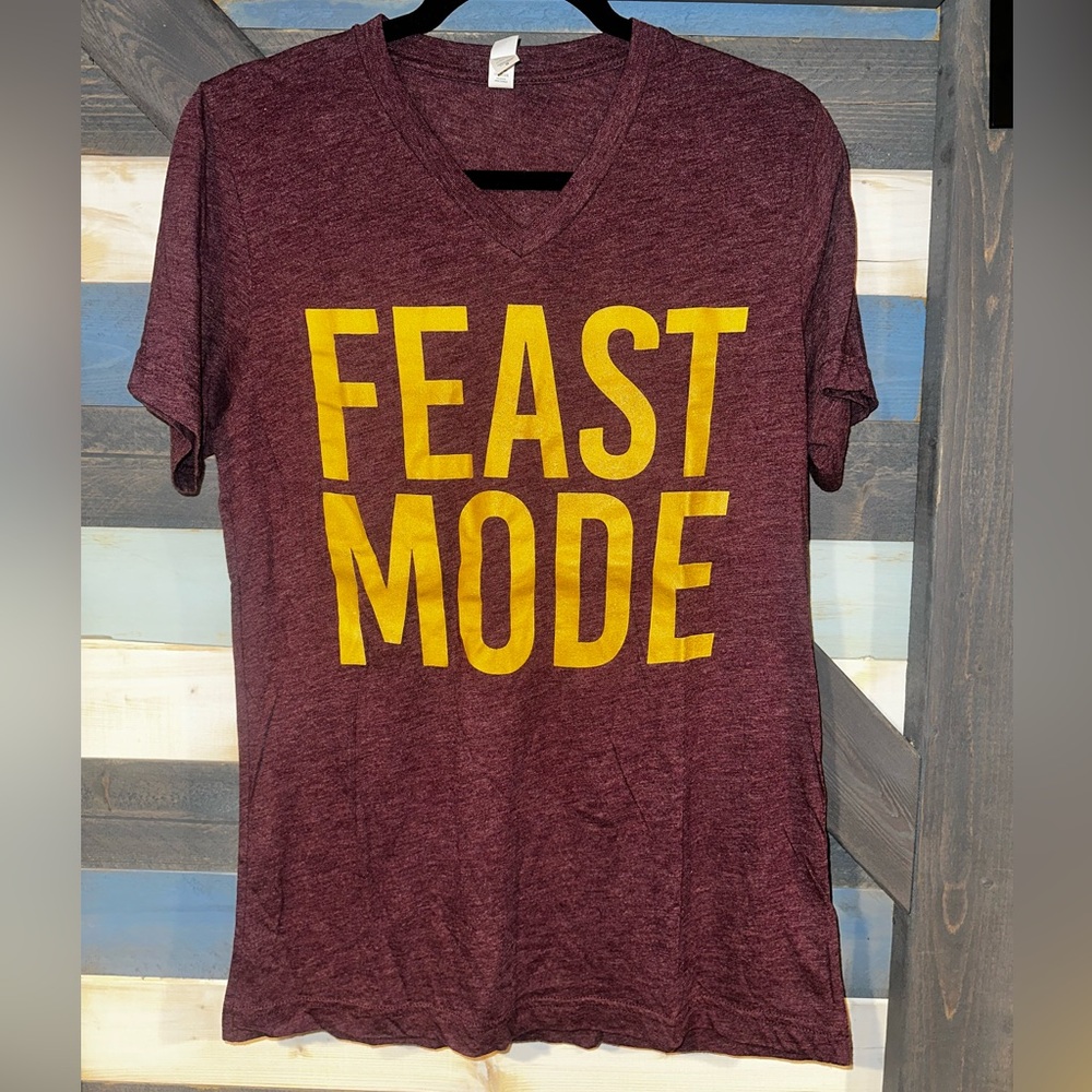 “Feast Mode” Women’s Short Sleeve Tee